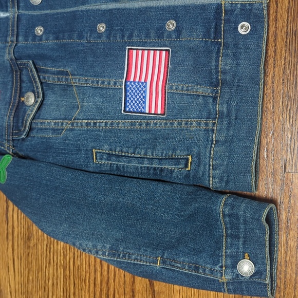 Levi's patch jean jacket - Picture 3 of 9